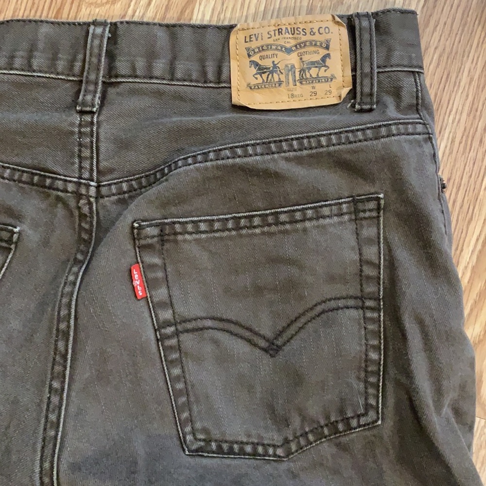 Vintage Levi’s Brown Jeans - Picture 3 of 5